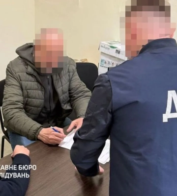 Незаконно оформив бойові виплати на майже 5 млн грн: ДБР викрило посадовця однієї з військових частин
