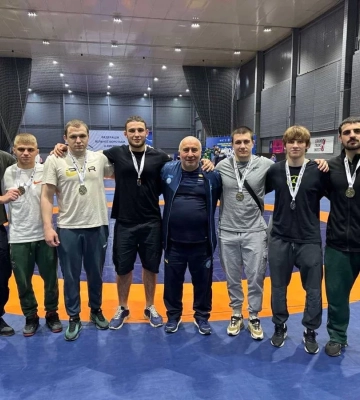 Полтавські спортсмени вибороли призові місця на турнірі з вільної боротьби