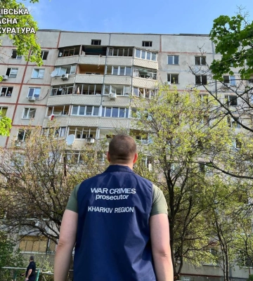 Прокуроры фиксируют последствия трех волн атак РФ на Харьков