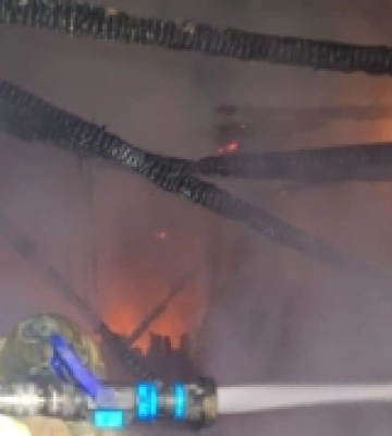 У Сваляві вночі рятувальники ліквідували пожежу у житловому будинку. ФОТО