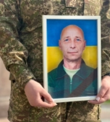 «На Щиті»: у Рівному попрощалися зі захисником Віктором Савоніком