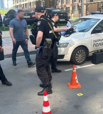В Киеве произошла стрельба на парковке: что известно