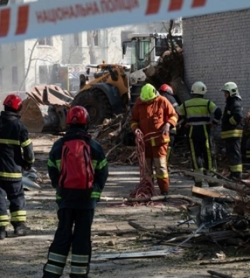 У Києві кількість постраждалих через удар РФ зросла до 90, восьмеро загиблих