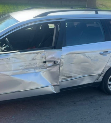 У Луцьку вантажівка «влетіла» в авто 