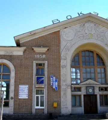 Росія обстріляла Краматорськ: пошкоджена будівля вокзалу