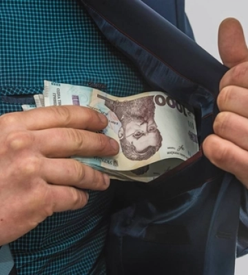 Мільйони «навару» на військових: на Волині міського голову підозрюють у махінаціях