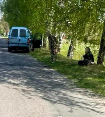 В реанімації юнак, який раптово вибіг на дорогу у селі на Рівненщині (ФОТО)