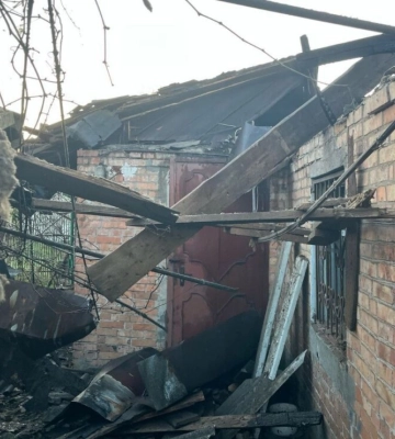 Під ворожими атаками перебували два райони Дніпропетровщини: двоє постраждалих, пошкоджено інфраструктуру
