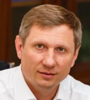 Нардеп Шахов, якого розшукує НАБУ, живе в елітних апартаментах у Дубаї – розслідування