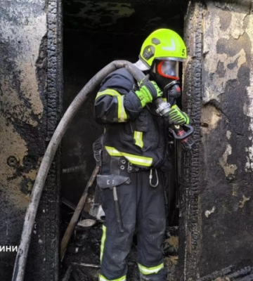 У Кропивницькому горів житловий будинок