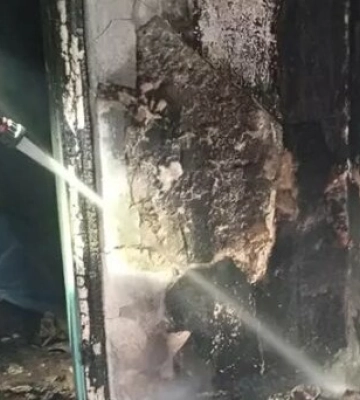 На Дніпропетровщині під час пожежі у будинку знайшли обгоріле тіло чоловіка