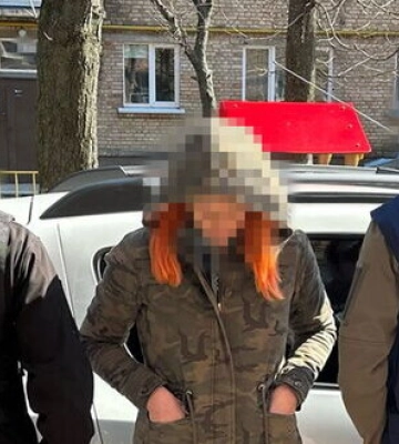 Зрадниця з Борисполя встановлювала &quot;відеопастки&quot; для коригування ударів РФ по Київщині. Її затримали, - СБУ. ФОТОрепортаж