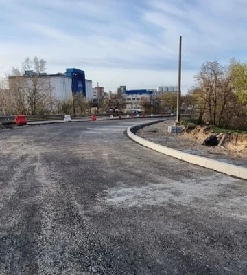 У Києві на три тижні обмежать рух вулицею Богатирською - мінятимуть покриття