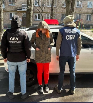 СБУ затримала мешканку Борисполя, яка встановлювала «відеопастки» для коригування ударів росіян