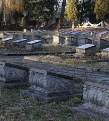 Львів розпочинає перенесення поховань з Пагорба Слави