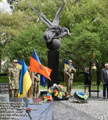 У Луцьку вшанували учасників ліквідації наслідків аварії на ЧАЕС