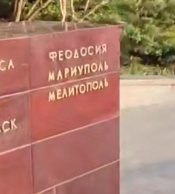 Вблизи Кремля: Россия внесла оккупированные Мариуполь и Мелитополь в перечень «Городов воинской славы»