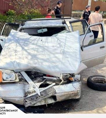 У Первомайську сталася автопригода: травмувався водій та пасажирка