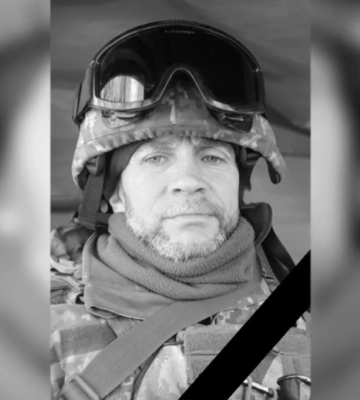 Без батька залишились четверо дітей: у Кам’янському поховають захисника України Романа Петренка