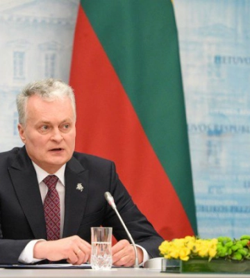 Президент Литви: визнання Криму російським стане &quot;бомбою уповільненої дії&quot;