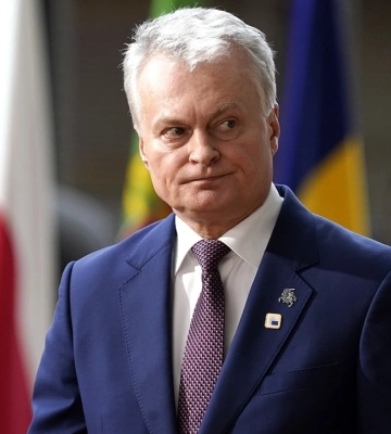 Президент Литвы сравнил с бомбой замедленного действия признание Крыма российским Президент Литвы сравнил с бомбой замедленного действия признание Крыма российским