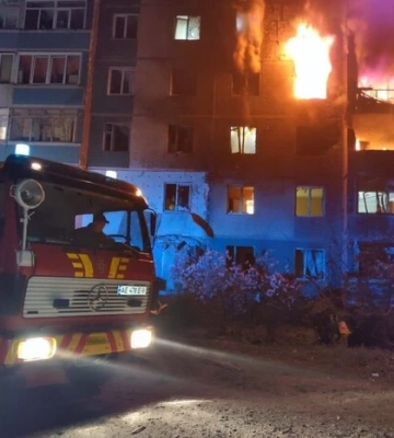 Через російський удар по будинку у Кам&#039;янському загинув чоловік: подробиці від ОВА