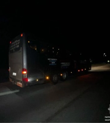 На Закарпатті пʼяний водій вчинив ДТП - подробиці від патрульної поліції