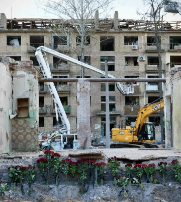 У Святошинському районі Києва завершили ліквідацію наслідків ракетного удару