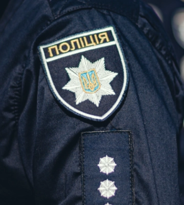 В Киеве 20-летний парень жестоко избил 16-летнюю бывшую, полиция открыла производство