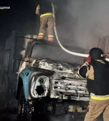 Внаслідок нічної атаки на Дніпропетровщину загинула людина та постраждала дитина