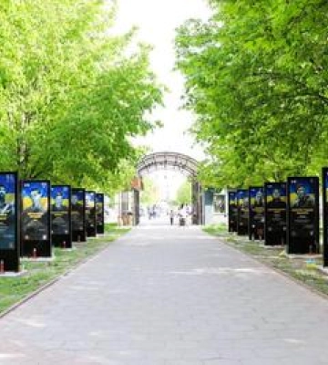 У Полтаві продовжать створення Алеї памʼяті на Каштановій алеї