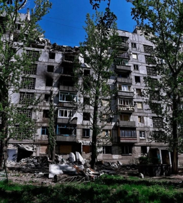 Россияне за сутки обстреляли несколько населенных пунктов Донетчины: погибли четыре человека, еще семь – ранены