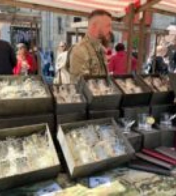 У Львові на Площі Ринок стартував новий сезон ветеранських ярмарків