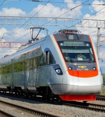 З'єднає Коломию, Львів і Луцьк: Укрзалізниця запускає новий потяг