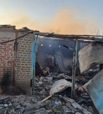 Ворог ударив дронами по Краматорську: пошкоджено будинки на склади. ФОТОрепортаж