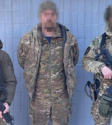 В Днепре задержали военного с женой по подозрению в подготовке терактов