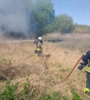 У селі на Волині рятувальники ліквідували пожежу