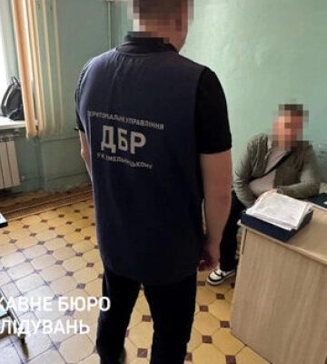 Разоблачен председатель ВЛК в Черновцах, который выдавал фиктивные медсправки для уклонения от мобилизации, - ГБР. ФОТО