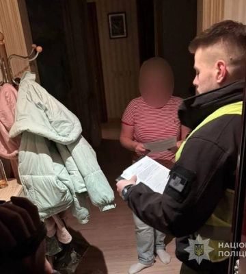В Одесі посадовця не змогли притягнути до відповідальності за хабар у три тисячі доларів