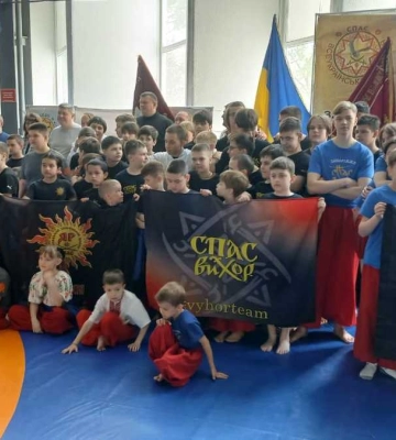 Козацька боротьба на поясах: в Запоріжжі відбувся чемпіонат Запоріжжя з українського рукопашу «Спас»