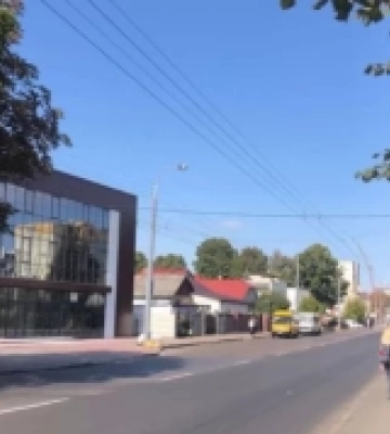У Рівному відремонтують зупинку громадського транспорту на Грушевського