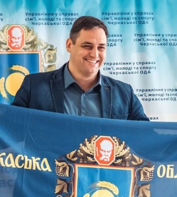 Склоним головы. Руководитель спорта Черкасщины, погибший под Попасной Склоним головы. Руководитель спорта Черкасщины, погибший под Попасной