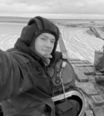 У Любомль прибуде траурний кортеж з тілом воїна Дмитра Слюсаря У Любомль прибуде траурний кортеж з тілом воїна Дмитра Слюсаря