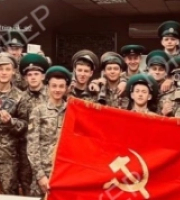 Скандал у Волинському ліцеї: фото з забороненою символікою викликало розслідування