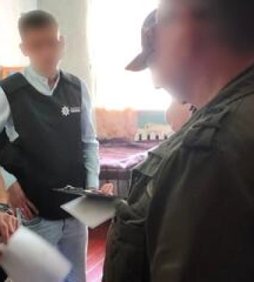 У колонії на Полтавщині із засудженого «вибивали» вигаданий борг  