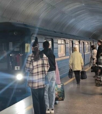 У Дніпрі заборонять говорити в електротранспорті: коли і чому це важливо