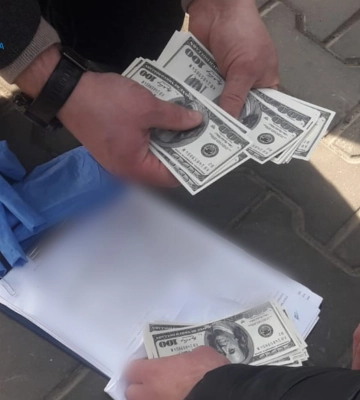 Пропонував військовозобов’язаному оформити інвалідність за $8000: на Волині судитимуть експоліцейського