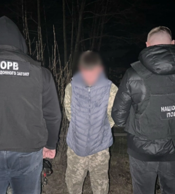 На Рівненщині підліток за 12 тисяч доларів намагався переправити чоловіків за кордон