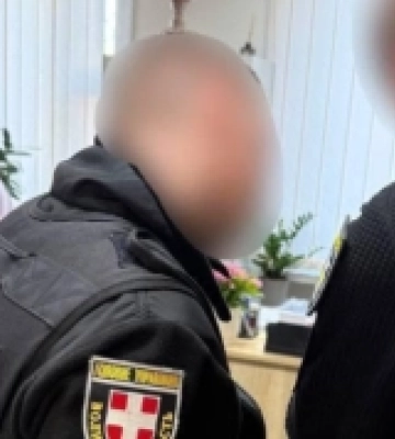 Купив за 2 тисячі гривень гривень в інтернеті: у Нововолинську чоловік хотів замінити фейкове посвідчення водія