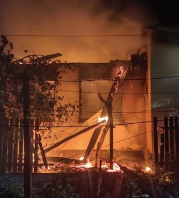 РФ атакувала Дніпро безпілотниками: що відбувається на місці атаки